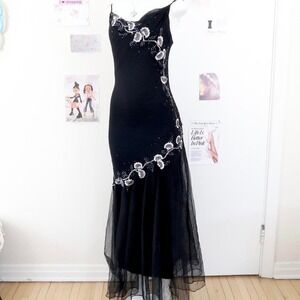 XSCAPE by Joanna Chen Black 100% Silk Beaded Floral Prom Dress Size 4